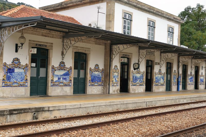Pinhão station: decorated with many azulejos.